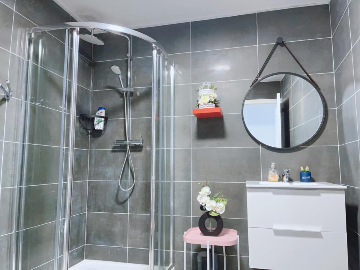 Apt 67M2 Hyper Centre: 2 Chambres, Cuisine Tv Wifi Fontenay-le-Comte Dış mekan fotoğraf