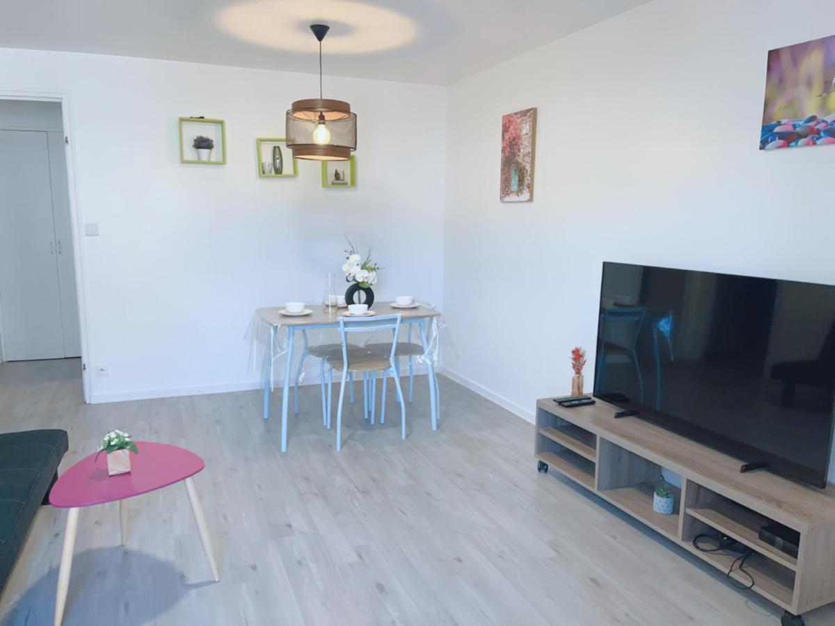 Apt 67M2 Hyper Centre: 2 Chambres, Cuisine Tv Wifi Fontenay-le-Comte Dış mekan fotoğraf
